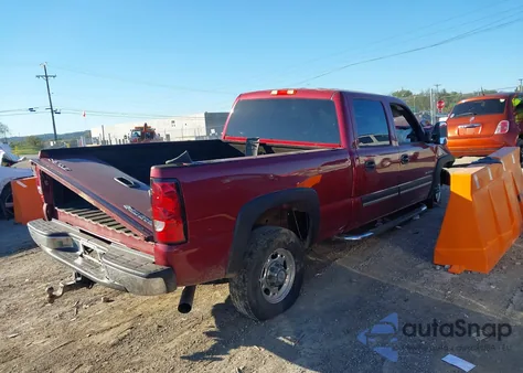 2005 Chevrolet Silverado 2500Hd Lt z USA, uszkodzony, nr VIN 1GCHK23U35F966564